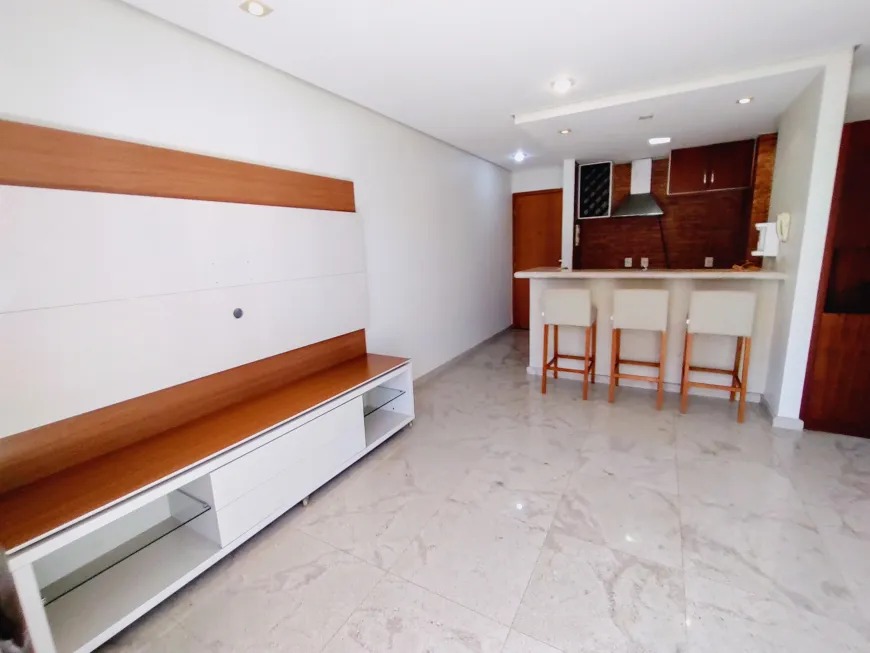 Apartamento à venda com 2 quartos, 57m² - Foto 5