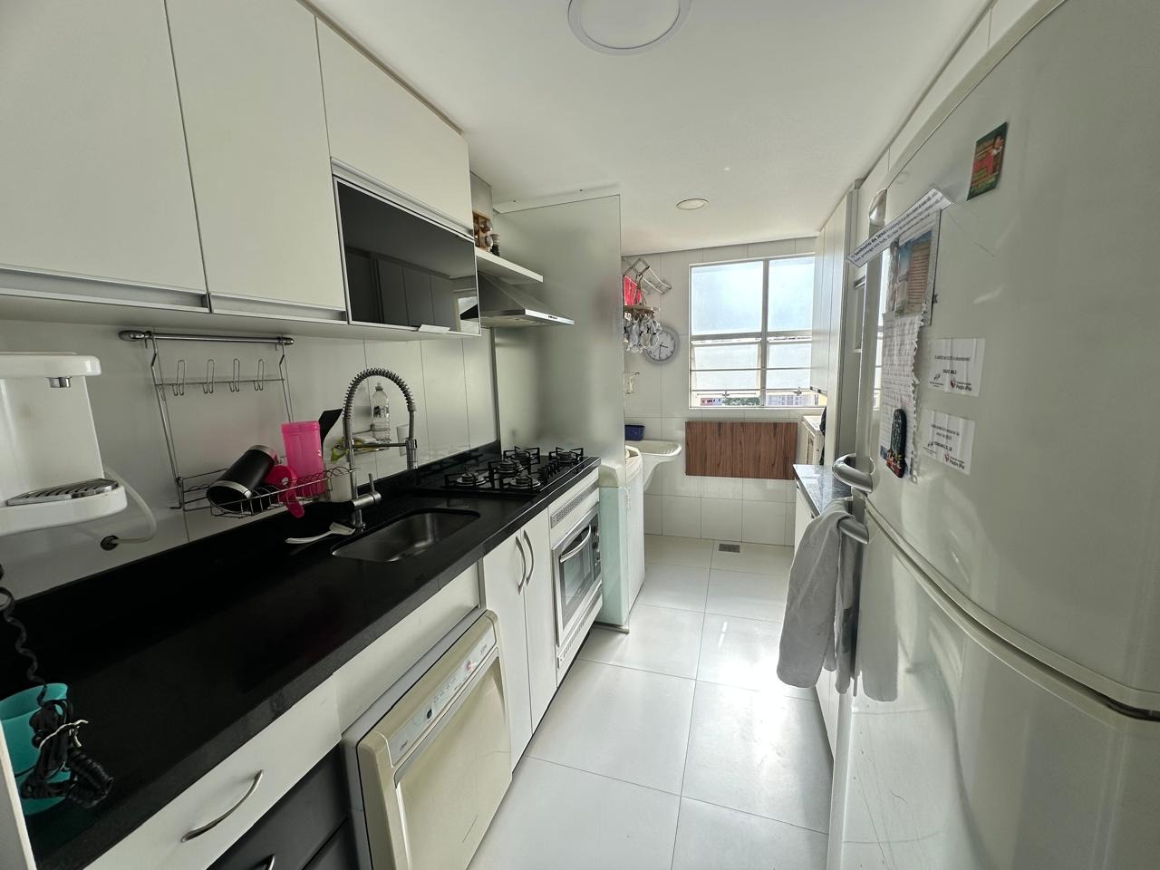 Apartamento à venda com 2 quartos, 60m² - Foto 4