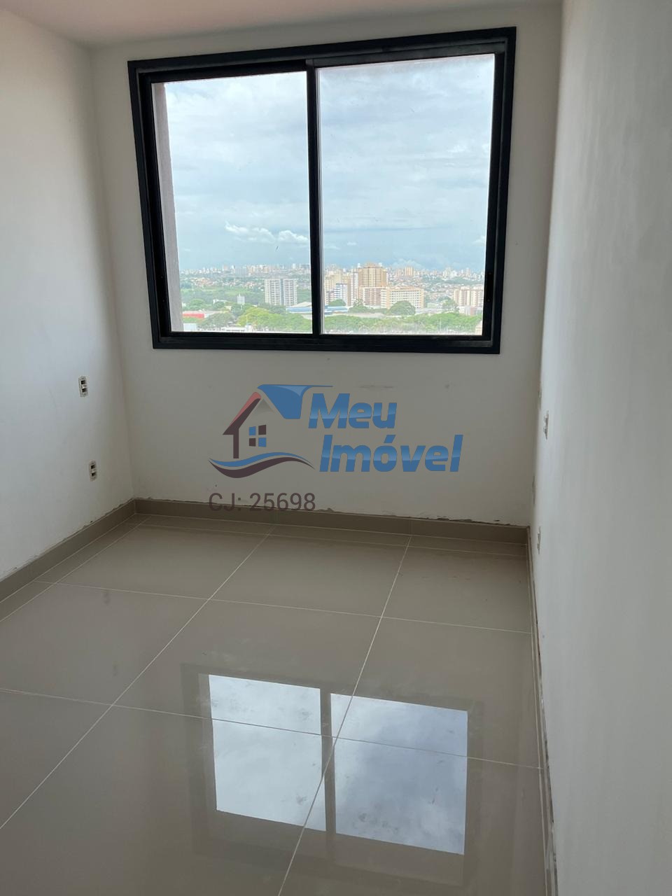 Apartamento à venda com 2 quartos, 62m² - Foto 4