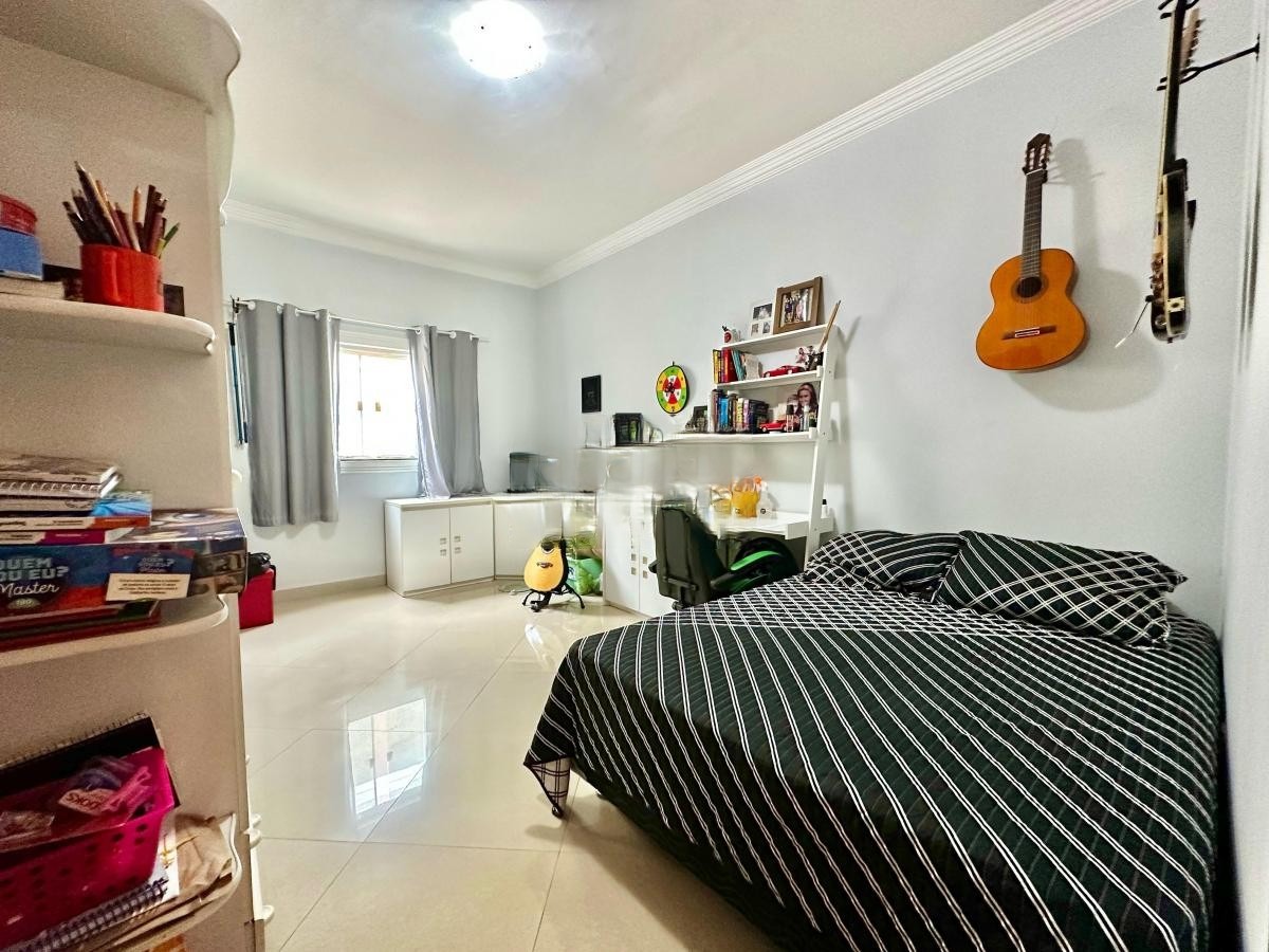 Casa à venda com 5 quartos, 500m² - Foto 17