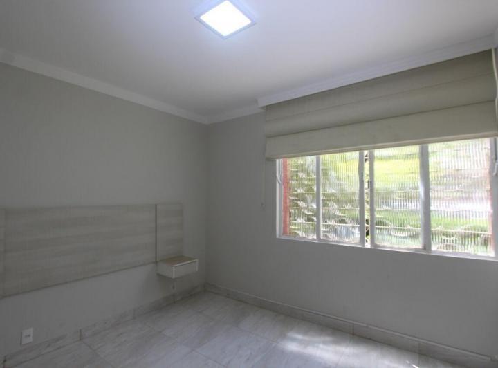 Apartamento à venda com 2 quartos, 65m² - Foto 22