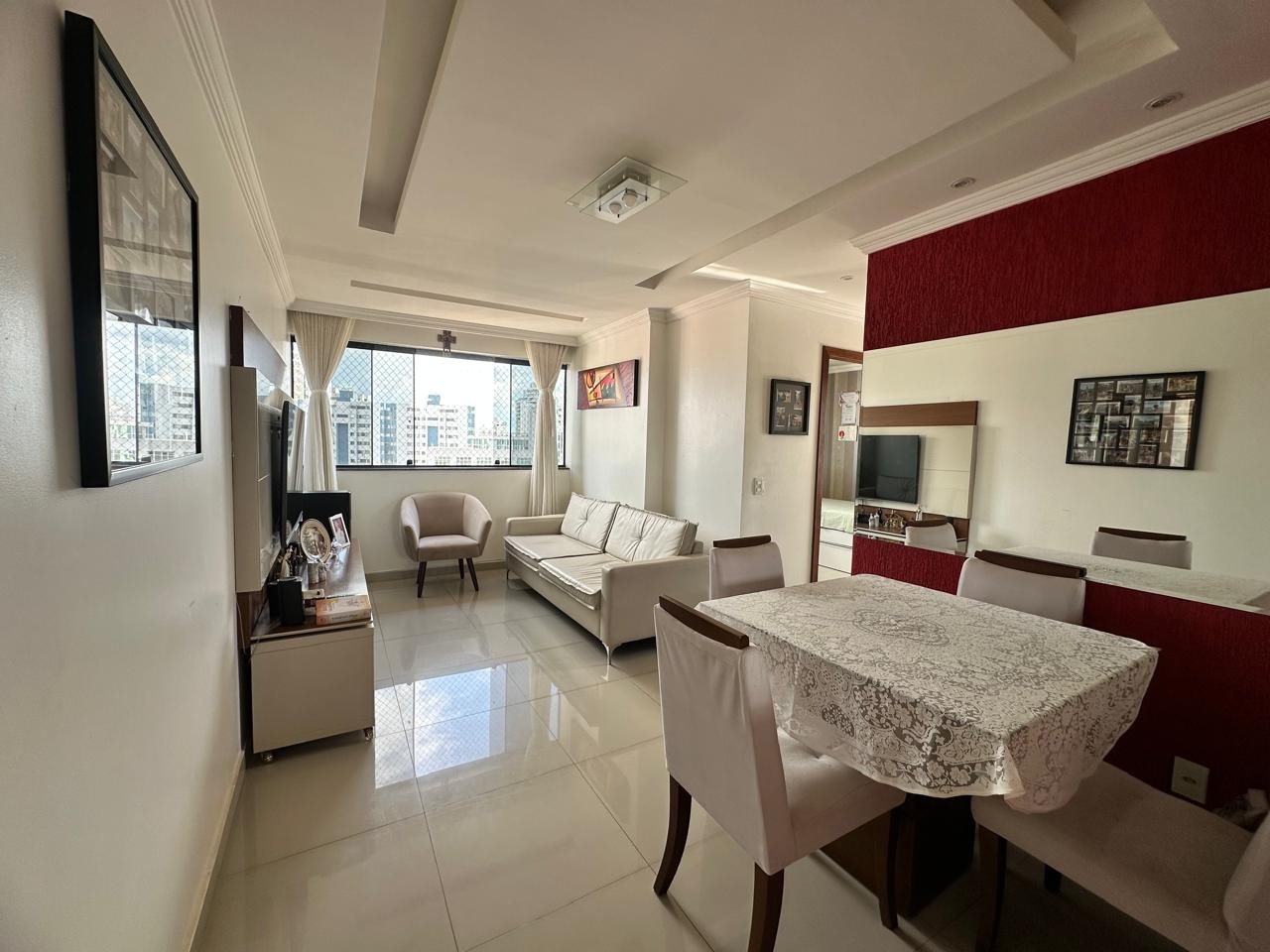 Apartamento à venda com 2 quartos, 60m² - Foto 1