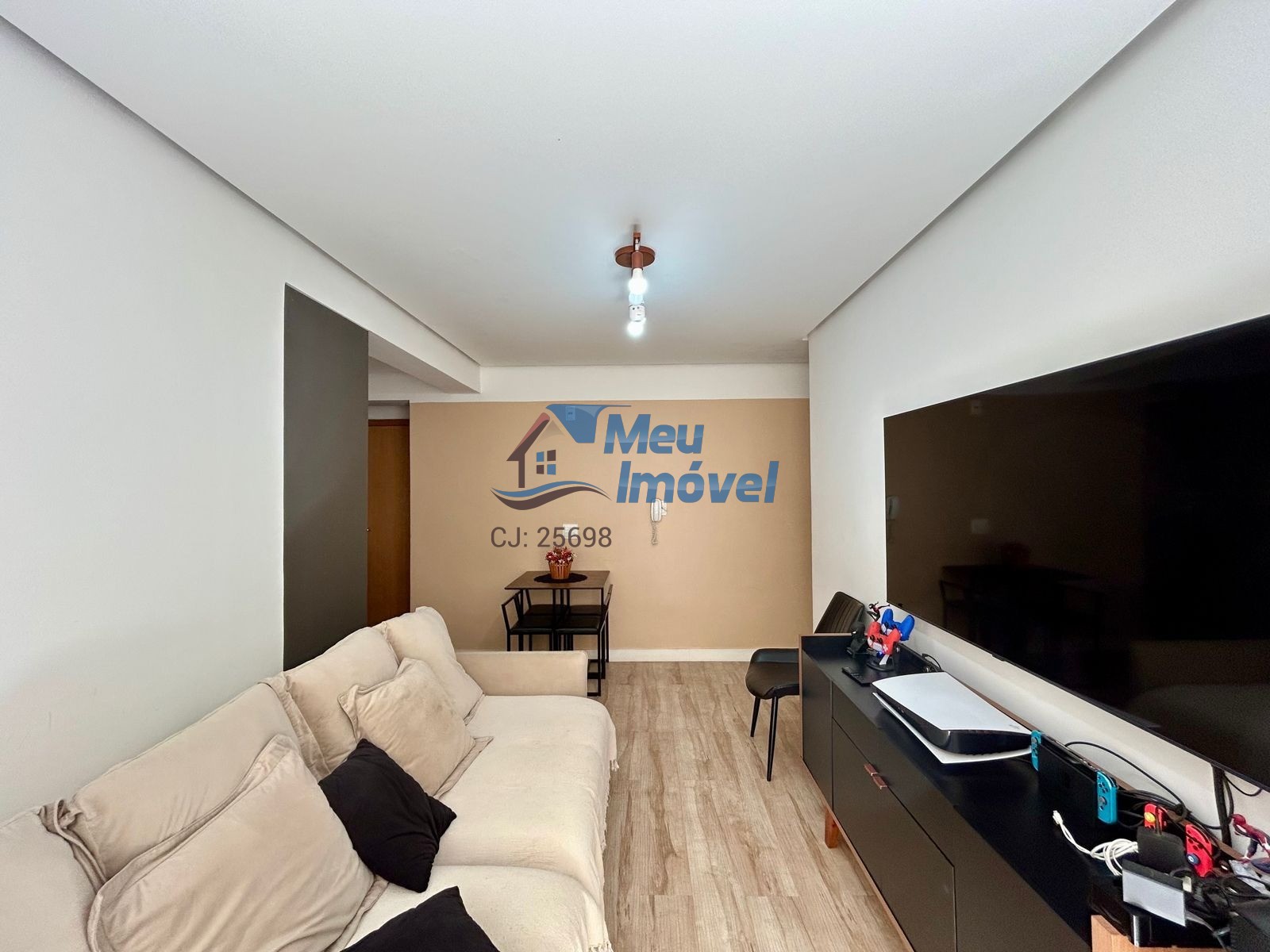 Apartamento à venda com 2 quartos, 78m² - Foto 4