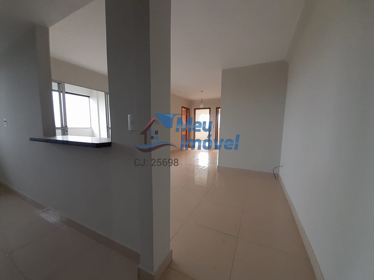 Apartamento à venda com 3 quartos, 95m² - Foto 4