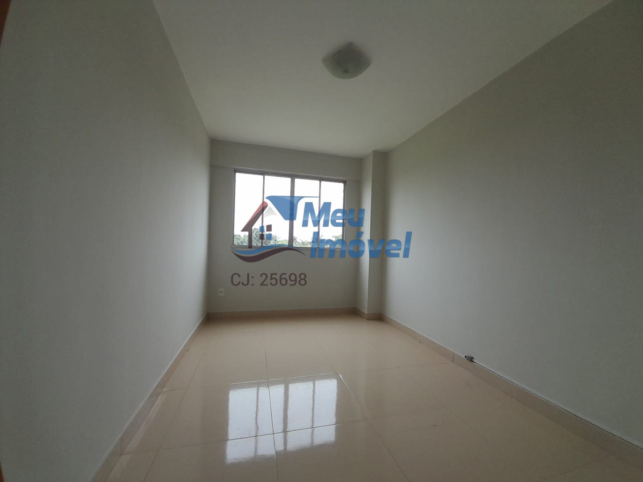 Apartamento à venda com 3 quartos, 95m² - Foto 13