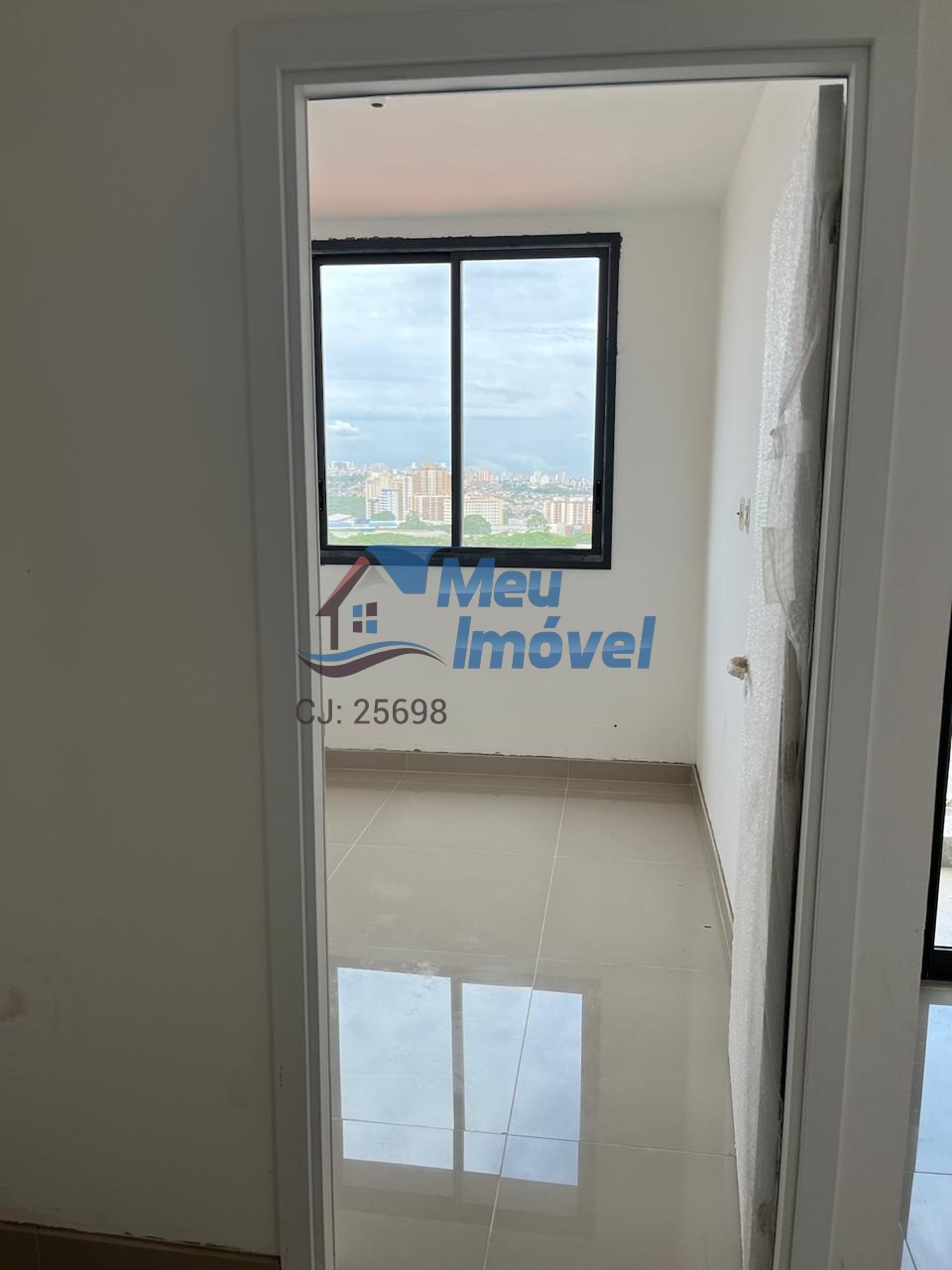 Apartamento à venda com 2 quartos, 62m² - Foto 5