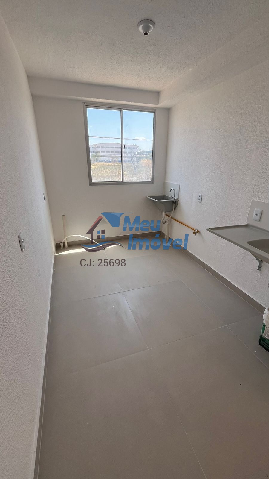 Apartamento à venda com 2 quartos, 45m² - Foto 2