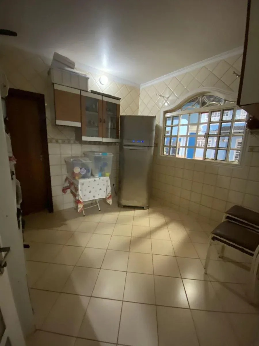 Casa à venda com 5 quartos, 800m² - Foto 15