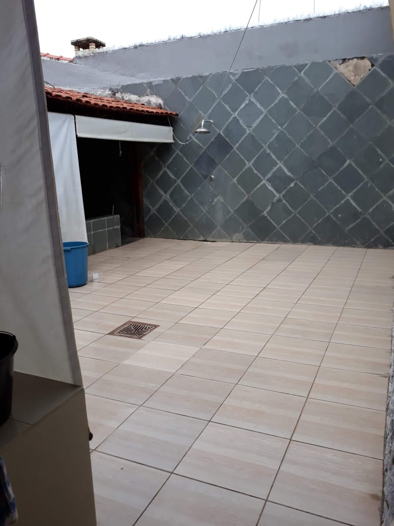 Casa à venda com 3 quartos, 300m² - Foto 18