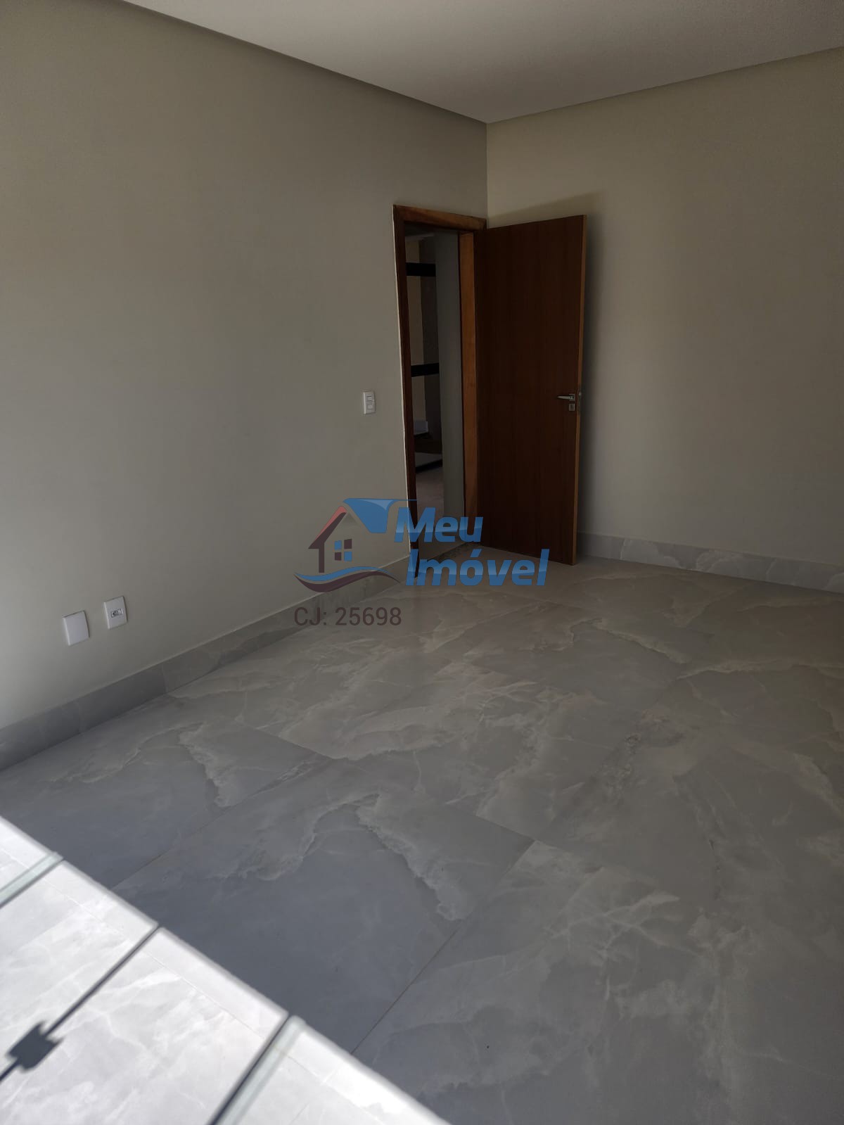 Casa à venda com 3 quartos, 187m² - Foto 11