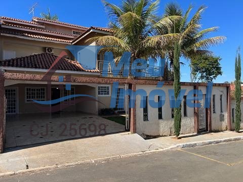 Casa à venda com 4 quartos - Foto 2