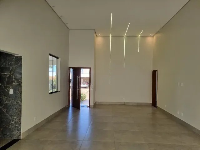 Casa à venda com 3 quartos, 340m² - Foto 4