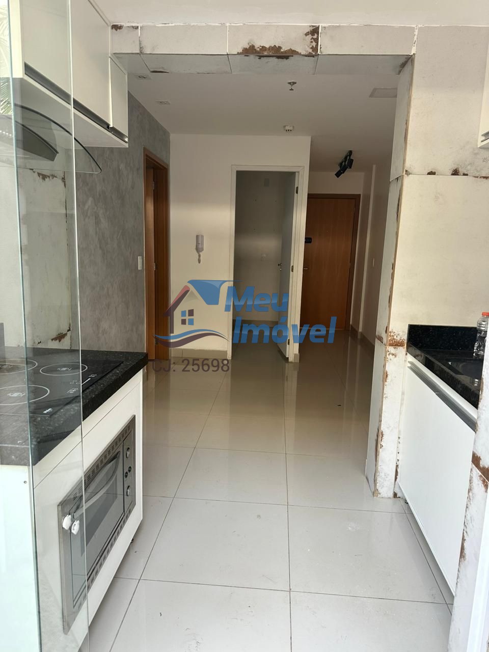 Apartamento à venda com 1 quarto, 58m² - Foto 3