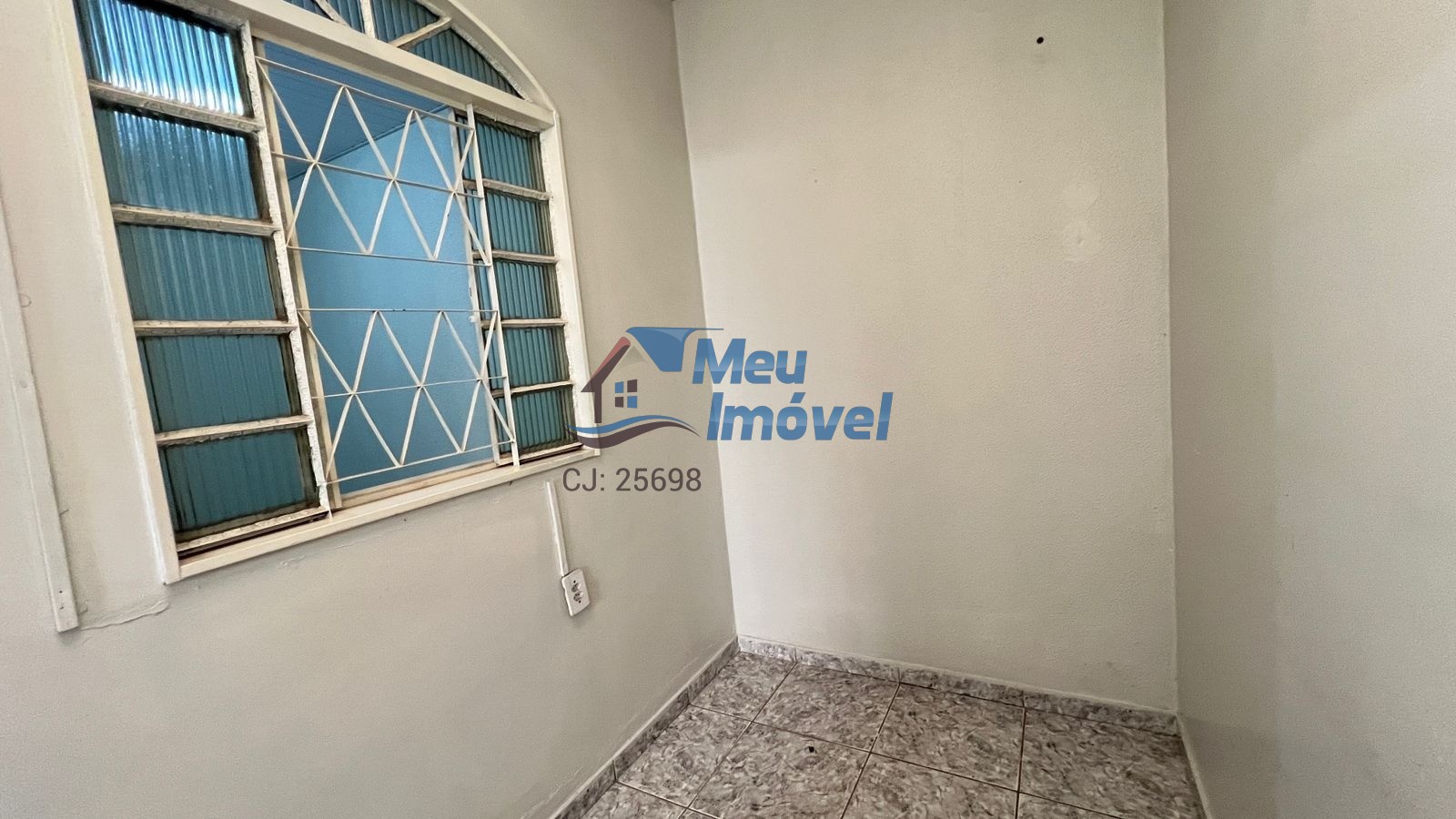 Casa à venda com 4 quartos, 144m² - Foto 11