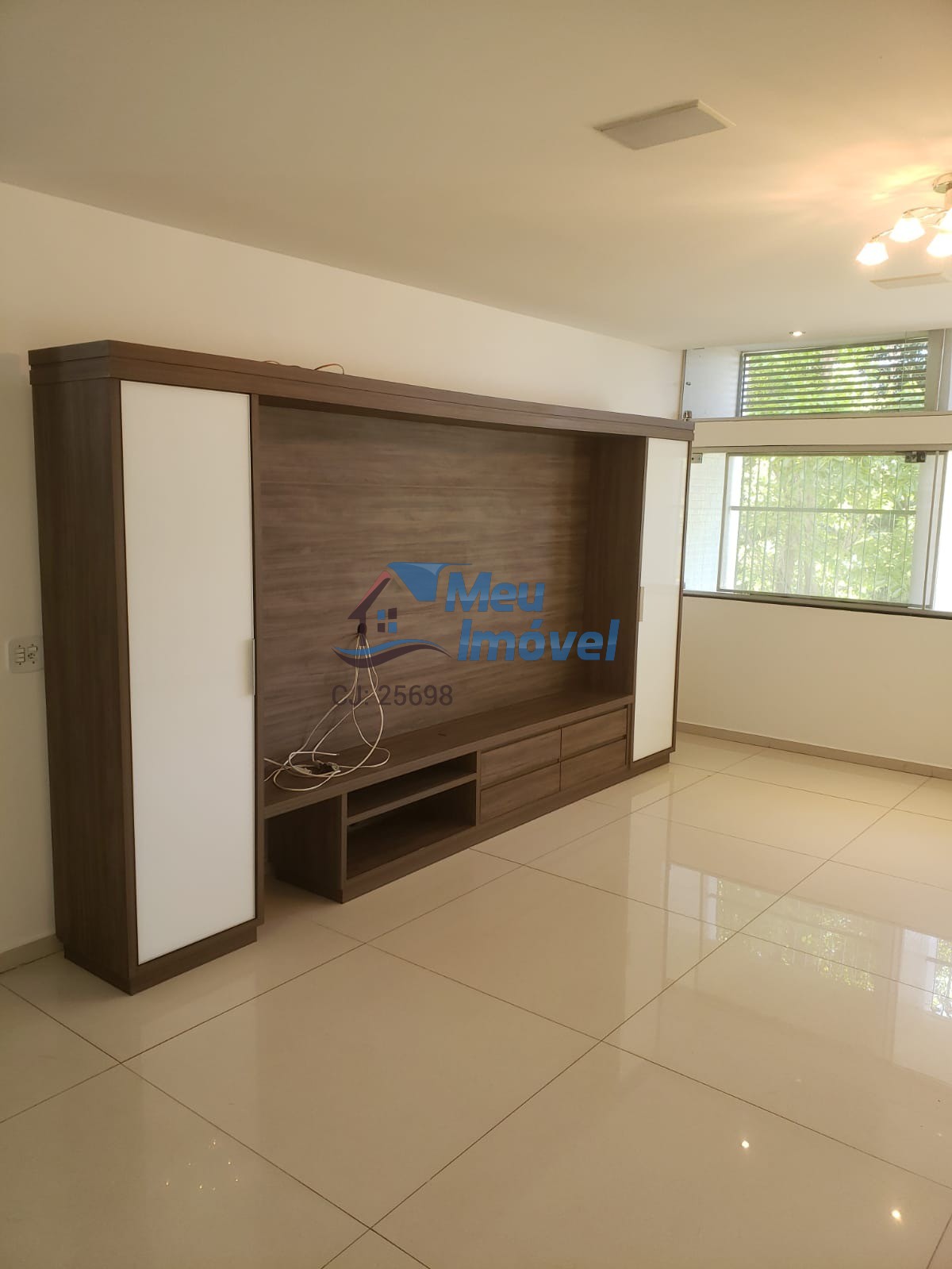 Apartamento à venda com 3 quartos, 141m² - Foto 3