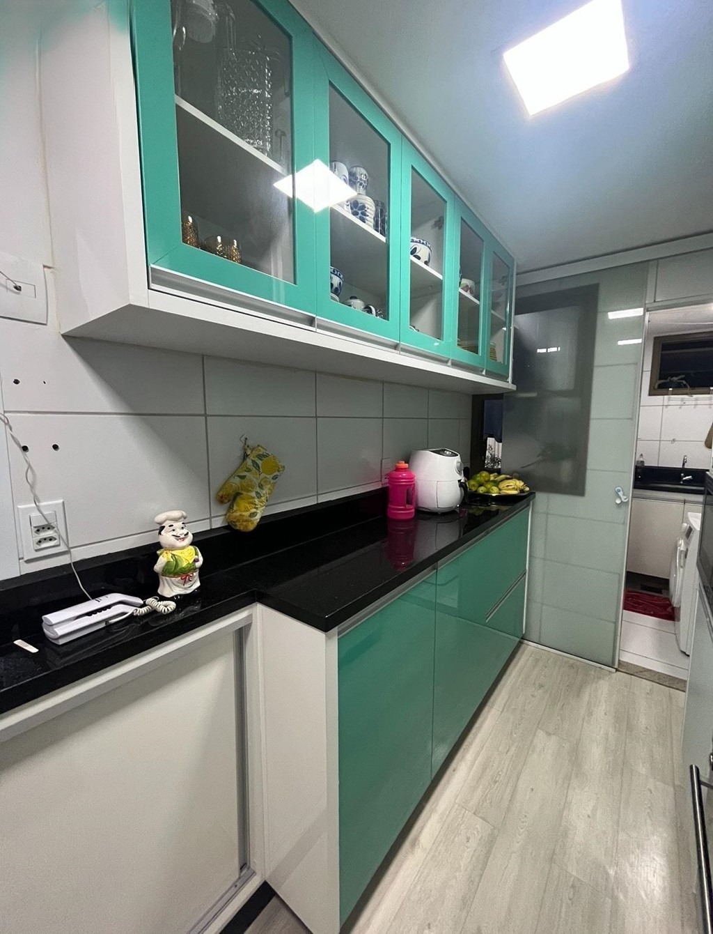 Apartamento à venda com 3 quartos, 81m² - Foto 18