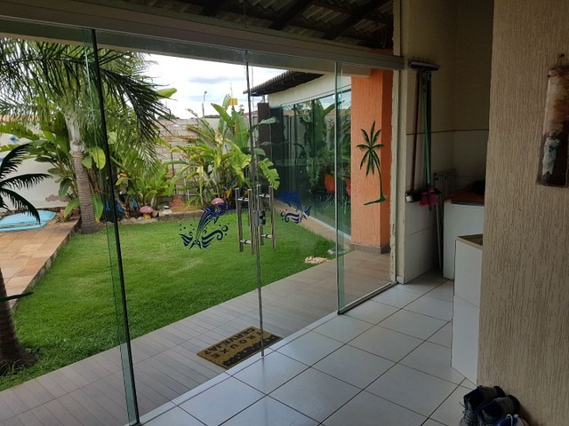 Casa à venda com 3 quartos, 350m² - Foto 2