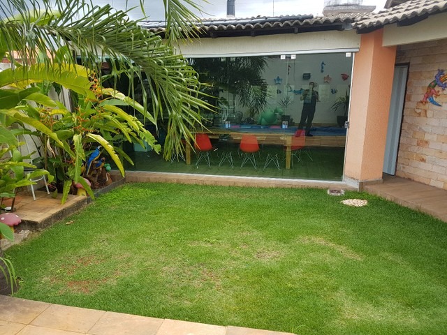 Casa à venda com 3 quartos, 350m² - Foto 4