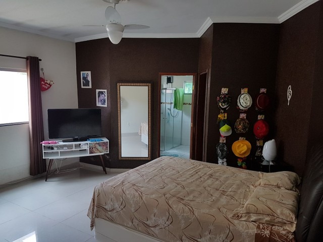 Casa à venda com 3 quartos, 350m² - Foto 8