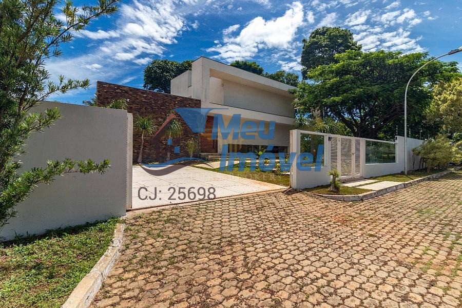 Casa à venda com 3 quartos, 435m² - Foto 4