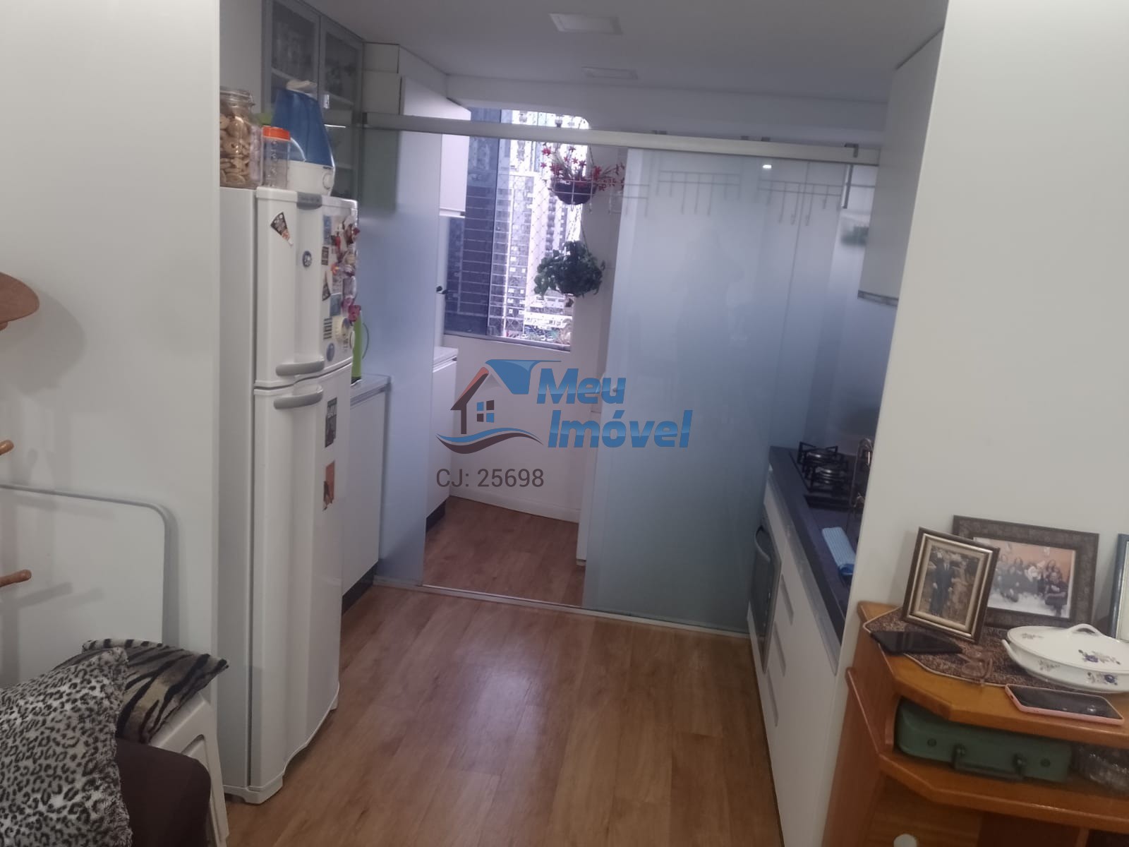 Apartamento à venda com 2 quartos, 58m² - Foto 11