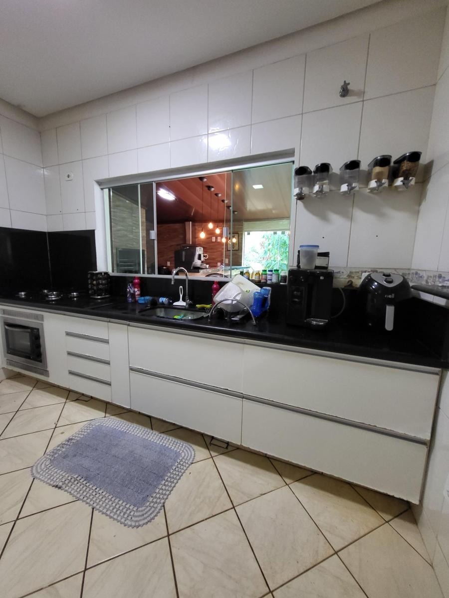 Casa à venda com 3 quartos, 350m² - Foto 12