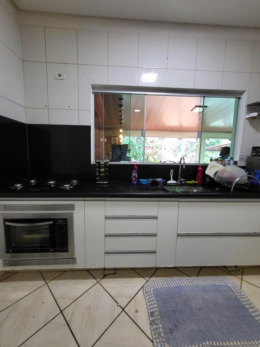 Casa à venda com 3 quartos, 350m² - Foto 13