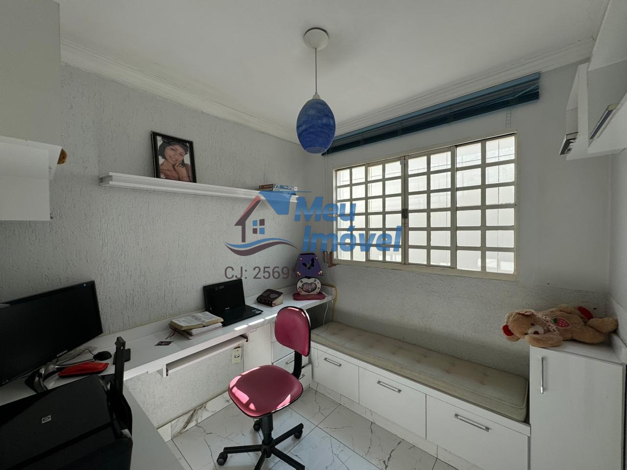 Casa à venda com 3 quartos, 120m² - Foto 9