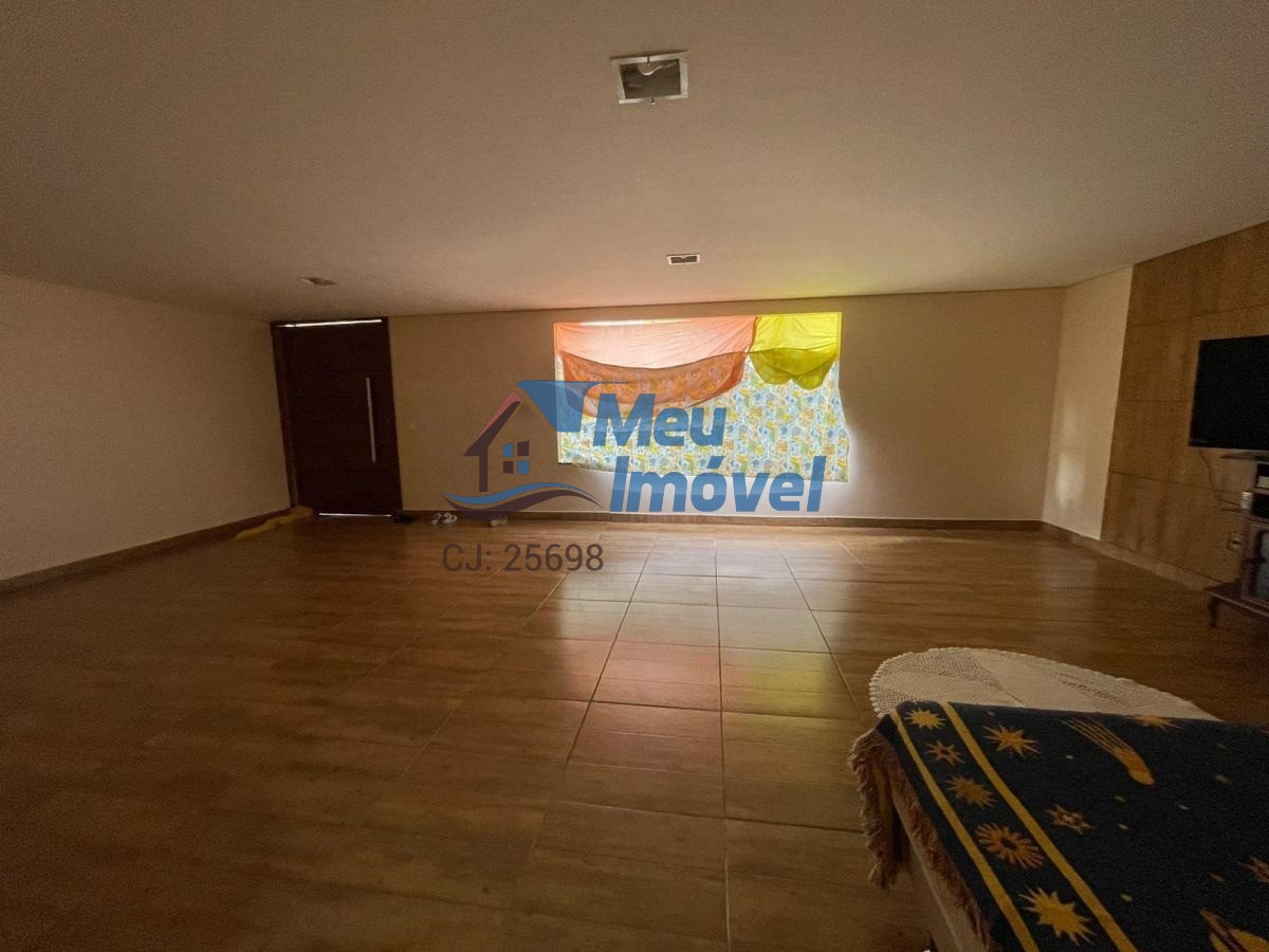 Casa à venda com 4 quartos, 600m² - Foto 15