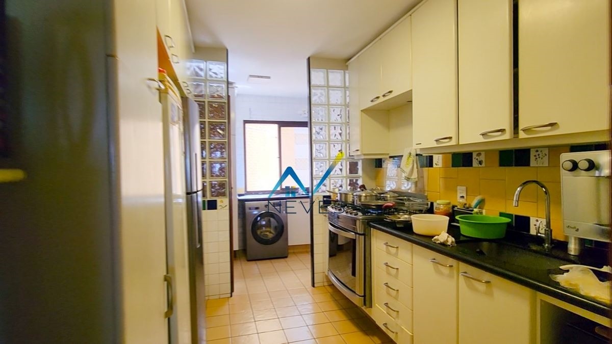 Apartamento à venda com 3 quartos, 146m² - Foto 11