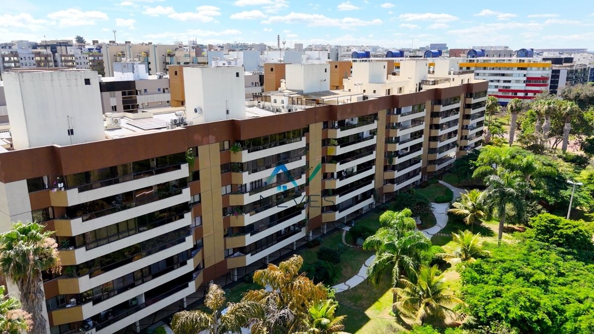 Apartamento à venda com 3 quartos, 146m² - Foto 28