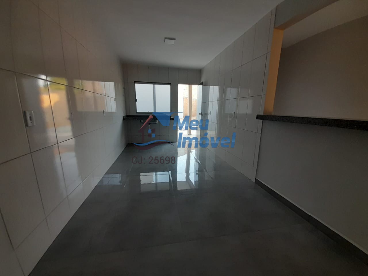 Casa à venda com 3 quartos, 104m² - Foto 5