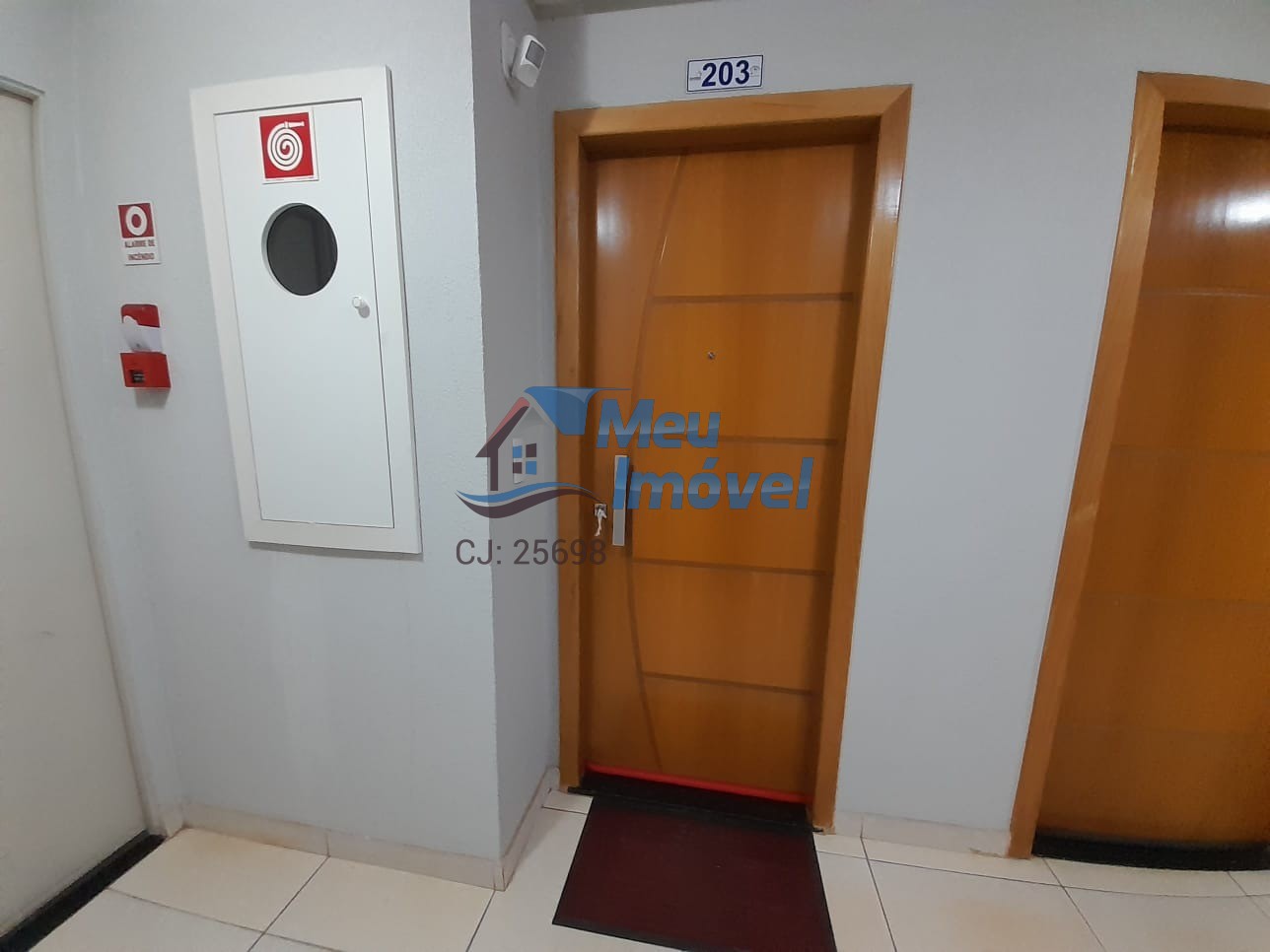 Apartamento à venda com 3 quartos, 95m² - Foto 27