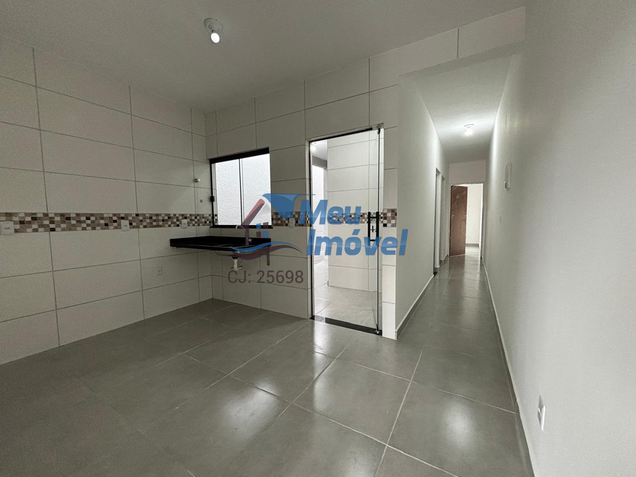 Casa à venda com 2 quartos, 70m² - Foto 9