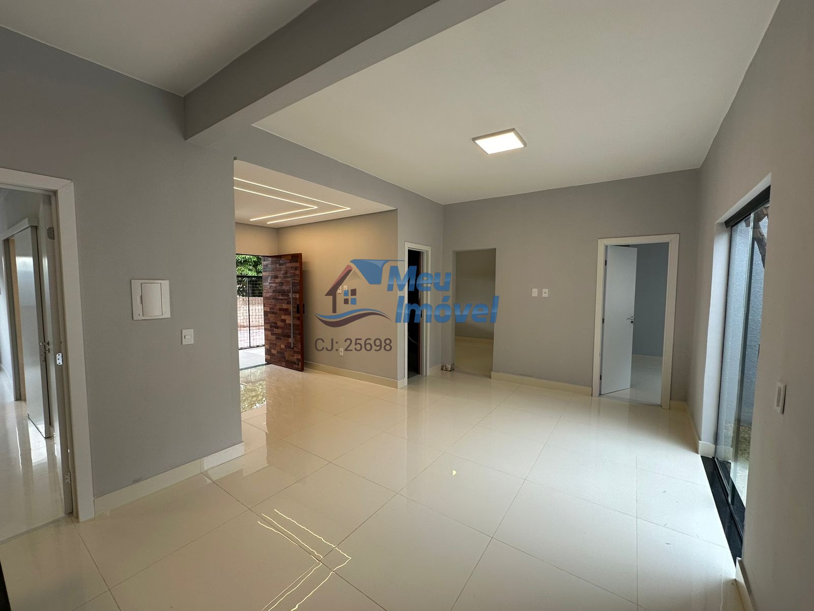 Casa SHA CJ 5 Arniqueiras 3 Quartos 2 Suíte 2 Vagas 160m² Porcelanato Granito