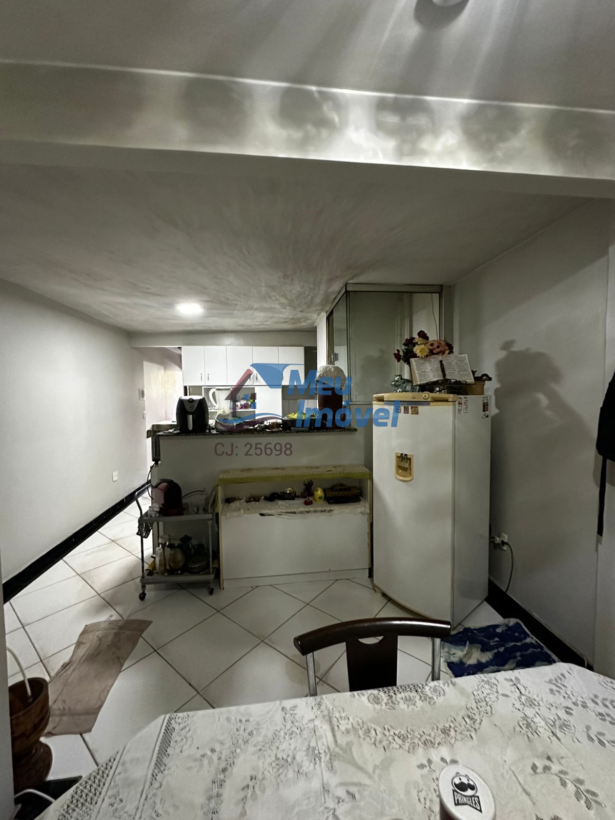 Apartamento à venda com 2 quartos, 68m² - Foto 2