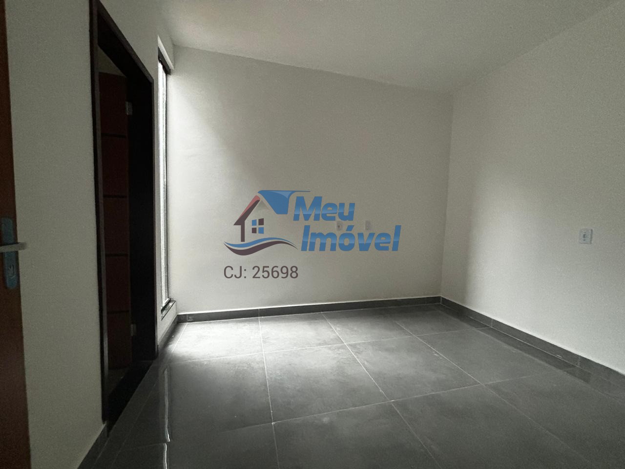 Casa à venda com 3 quartos, 102m² - Foto 9