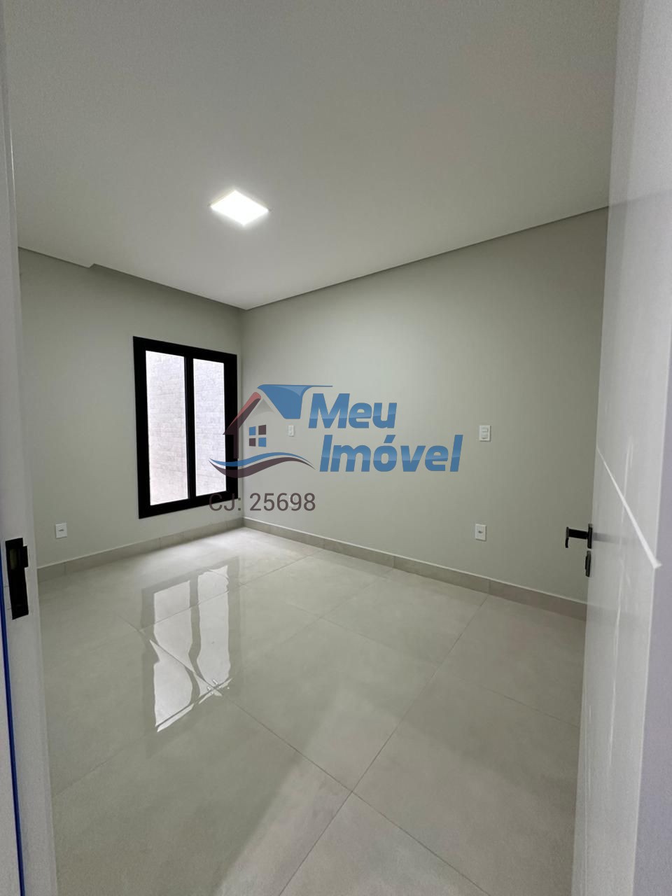 Casa à venda com 4 quartos, 400m² - Foto 15