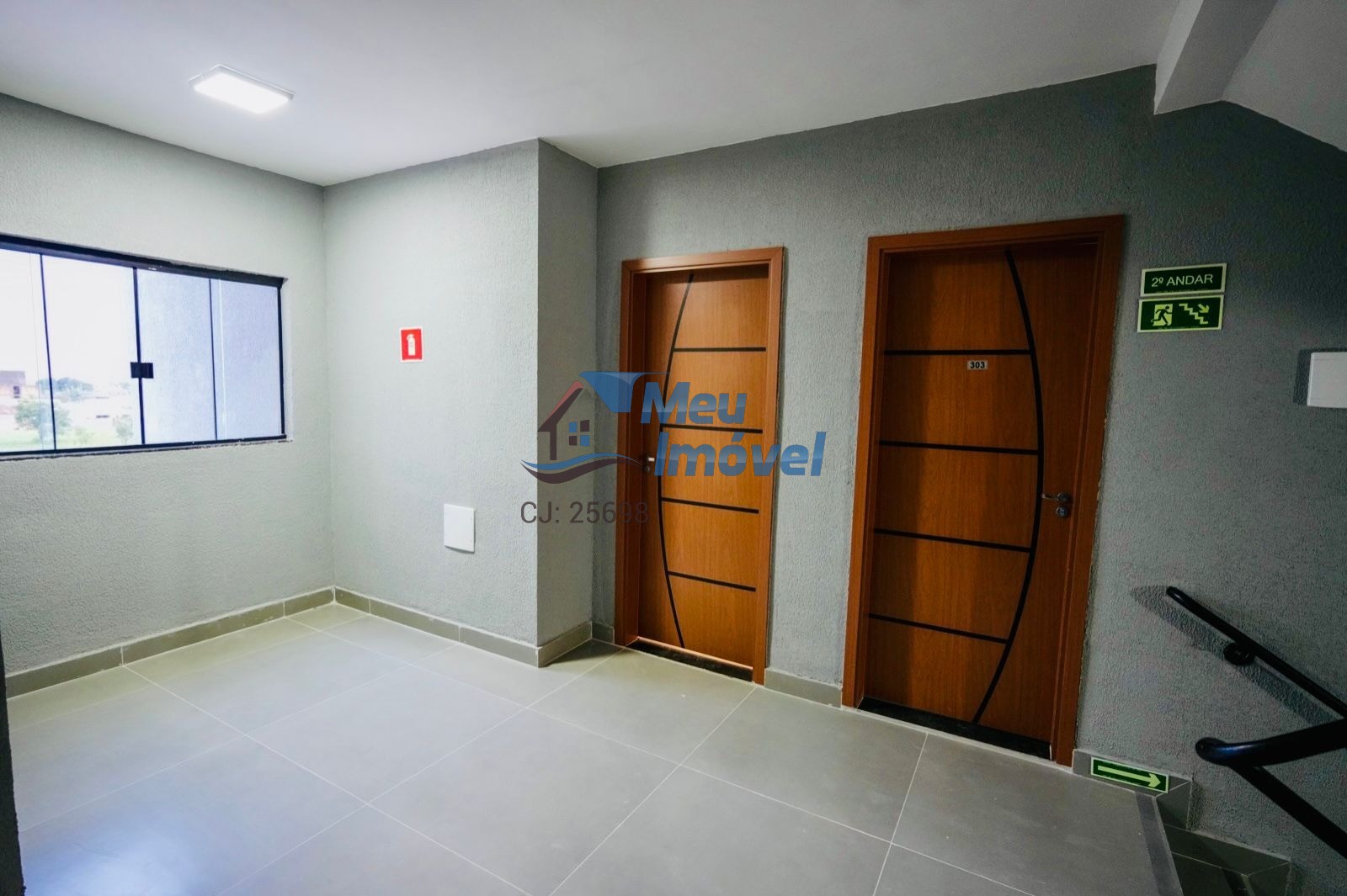 Apartamento à venda com 2 quartos, 65m² - Foto 18