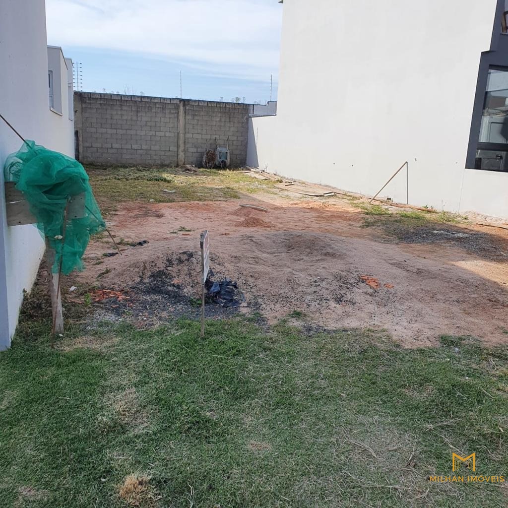 Terreno à venda, 150m² - Foto 1