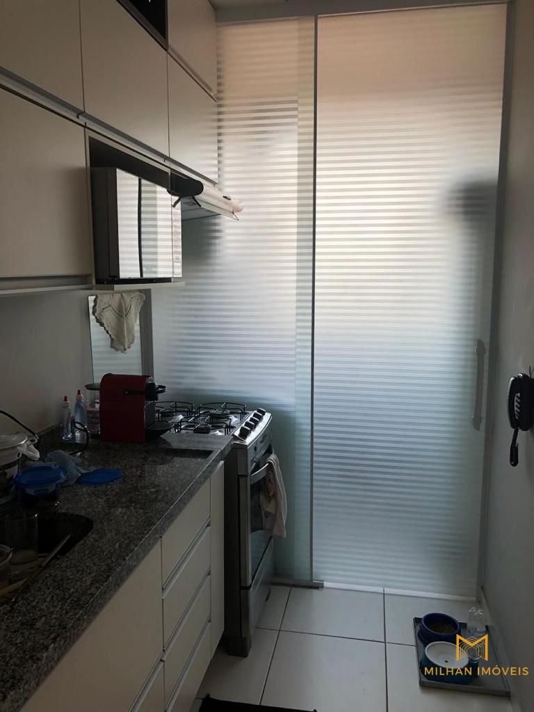 Apartamento à venda com 2 quartos, 69m² - Foto 4