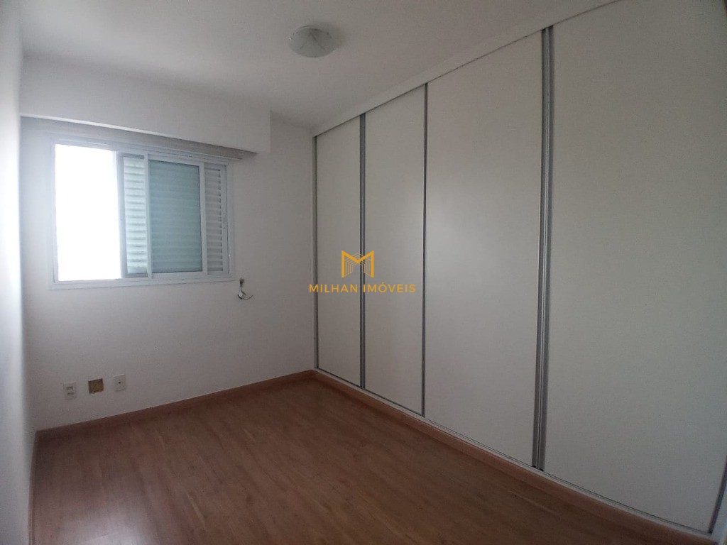 Apartamento à venda com 4 quartos, 188m² - Foto 12