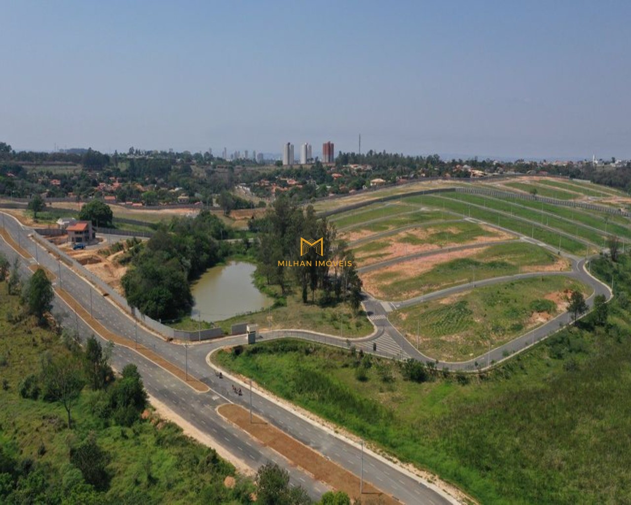 Terreno à venda, 300m² - Foto 1