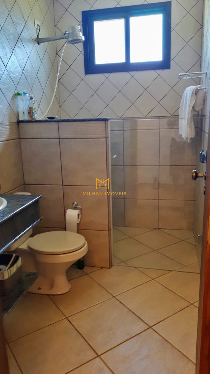 Casa de Condomínio à venda com 4 quartos, 450m² - Foto 18