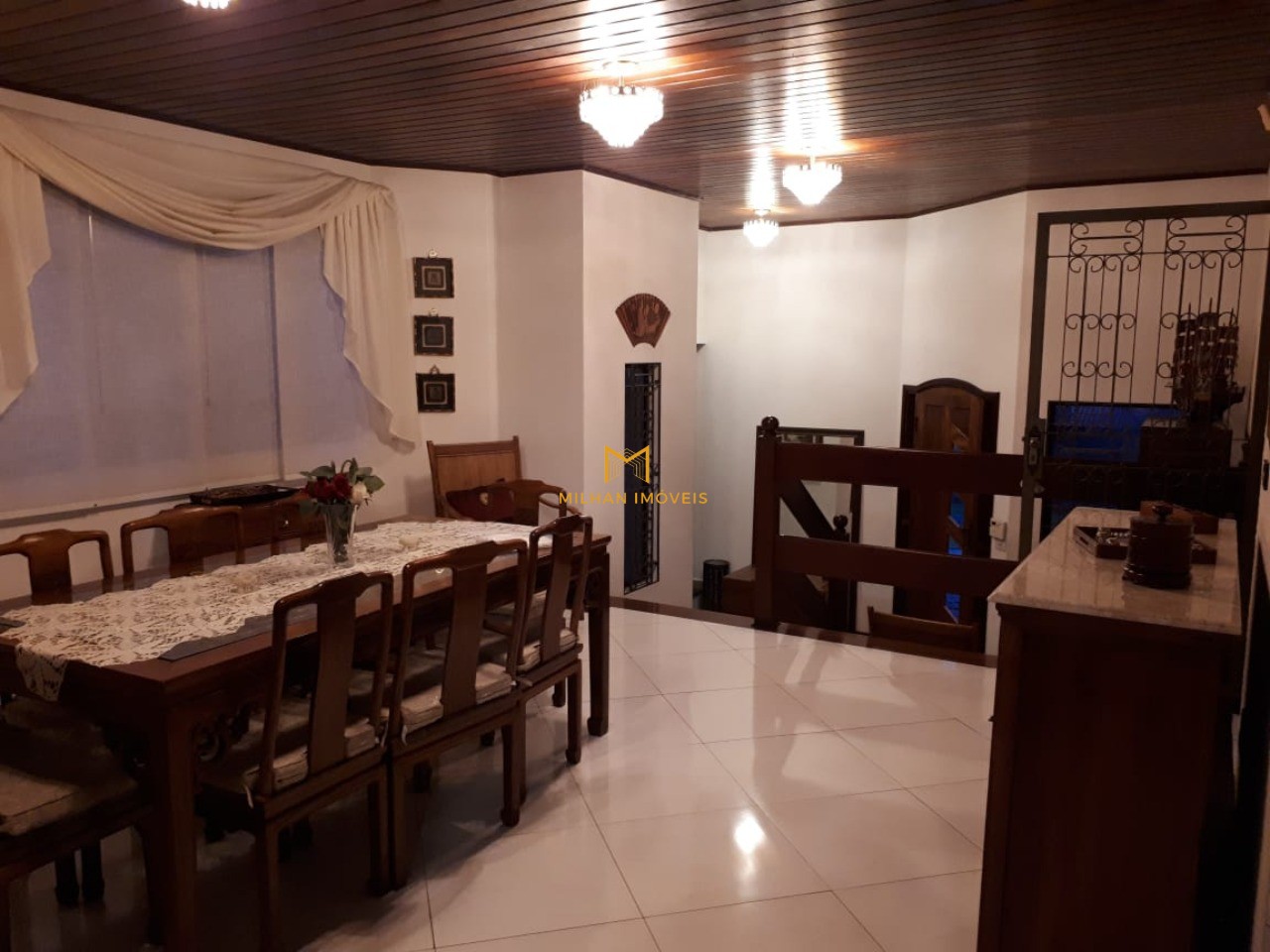 Casa de Condomínio à venda com 4 quartos, 450m² - Foto 10