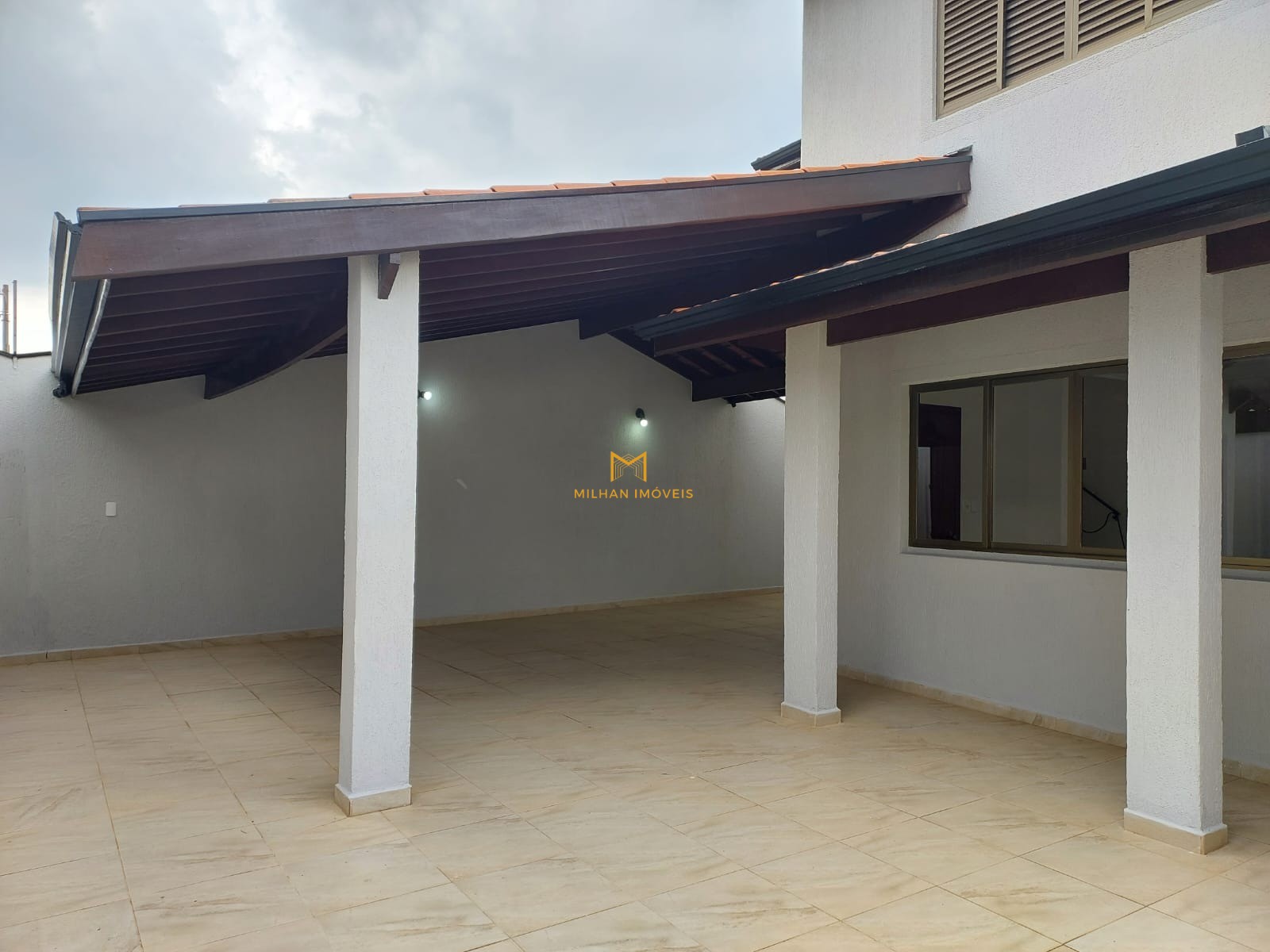 Casa à venda com 3 quartos, 288m² - Foto 10