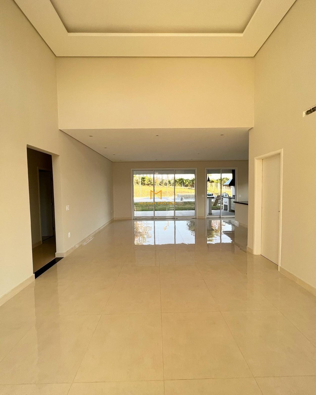 Casa à venda com 3 quartos, 1000m² - Foto 18