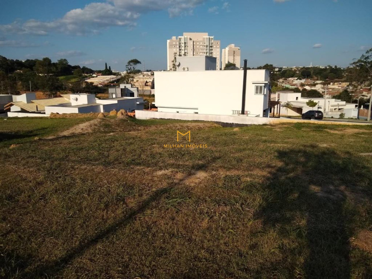 Terreno à venda, 360m² - Foto 1