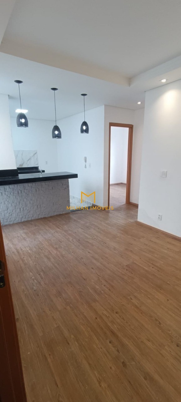 Apartamento à venda com 2 quartos, 42m² - Foto 3