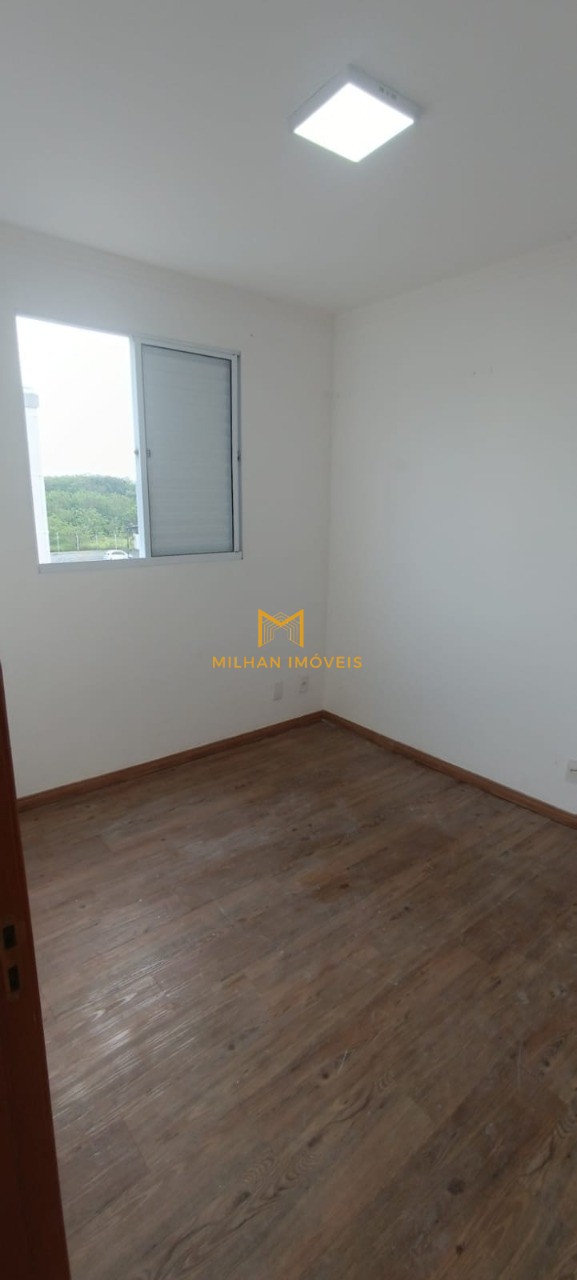 Apartamento à venda com 2 quartos, 42m² - Foto 11